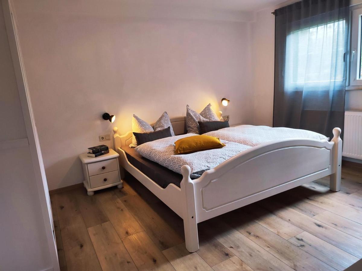 Webers Ferienwohnungen Hilders Экстерьер фото